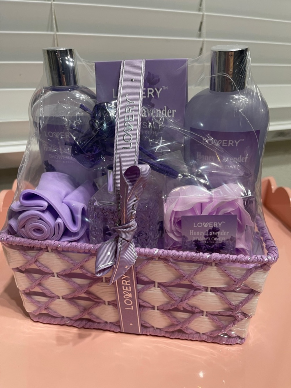 Lovery Honey Lavender Bath & Body Gift Basket - Lavender